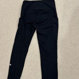 Lululemon black crop leggings 4